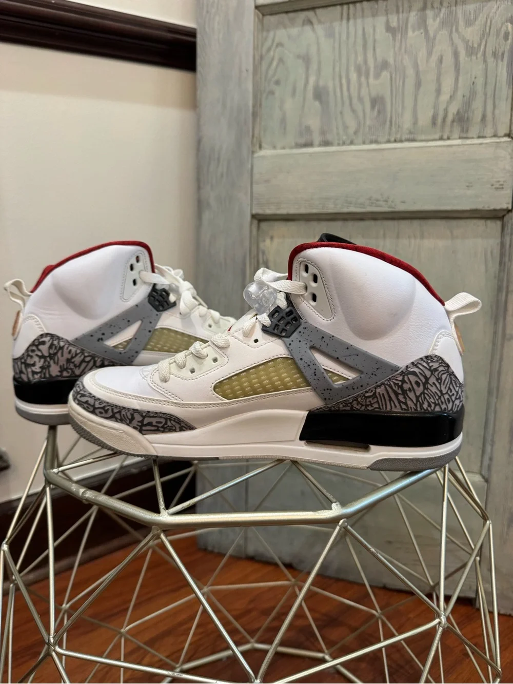 NIKE AIR JORDAN SPIZIKE WHITE CEMENT SIZE 11